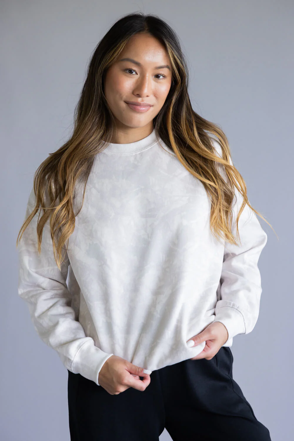 1897 Active Camo Crewneck Fleece Sweatshirt for Women in Beige | T1345-BEIGECAMO - Image 3