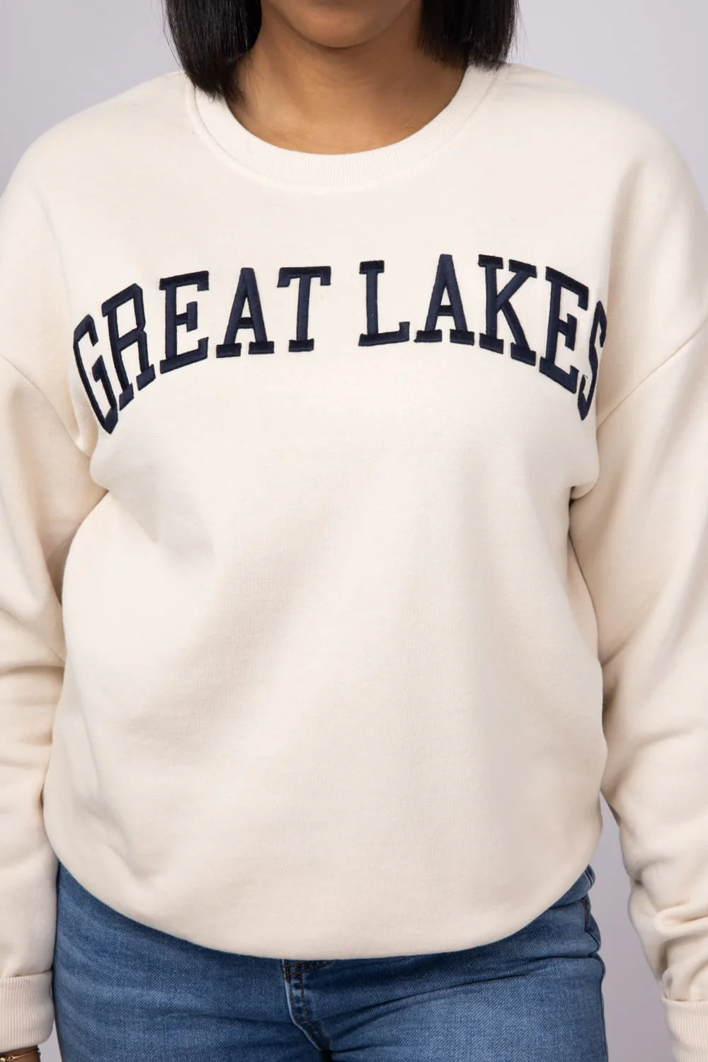 1897 Active Great Lakes Sweatshirt for Women in Cream/Navy | GT054-GREATLAKES-CREAM-NAVY - Image 3