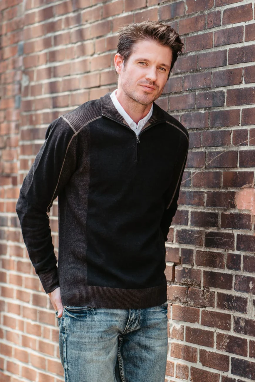 1897 Original 1/4 Zip Mock Neck Sweater for Men in Black/Latte | 1973GL-F25-BLACK/LATTE - Image 4
