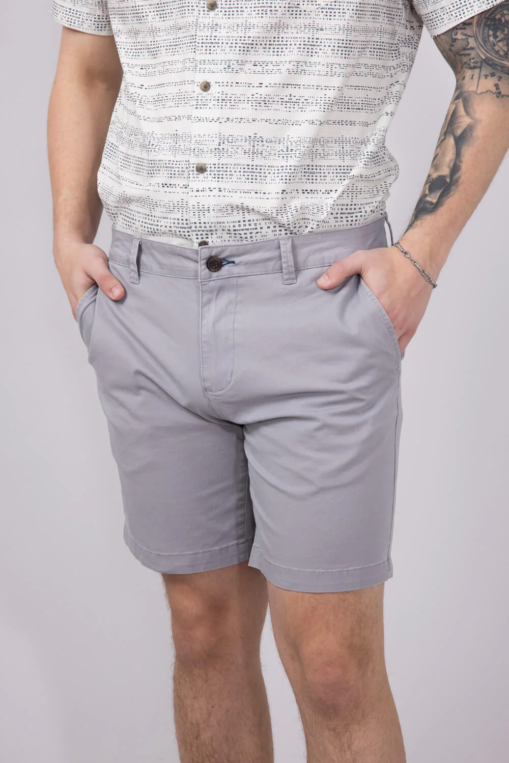 1897 Original 8 Heavy Wash Twill Shorts for Men in Light Grey | 5GLX1222-LT GREY - Image 3