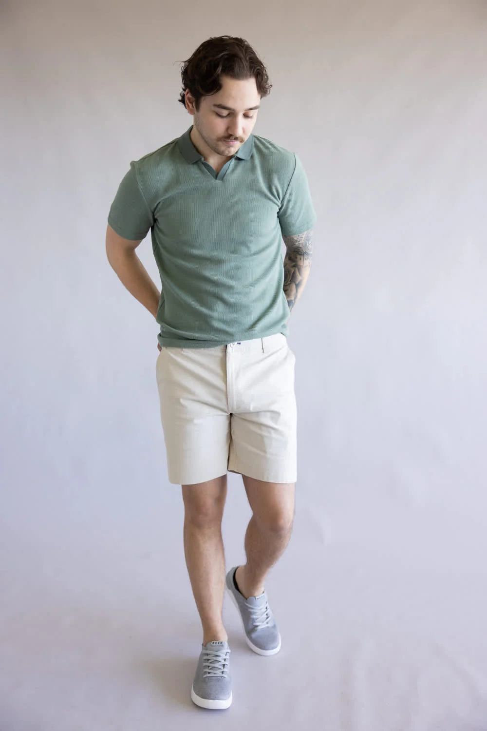 1897 Original Stretch Cotton Shorts for Men in Pelican | GS36808-PELICAN - Image 3