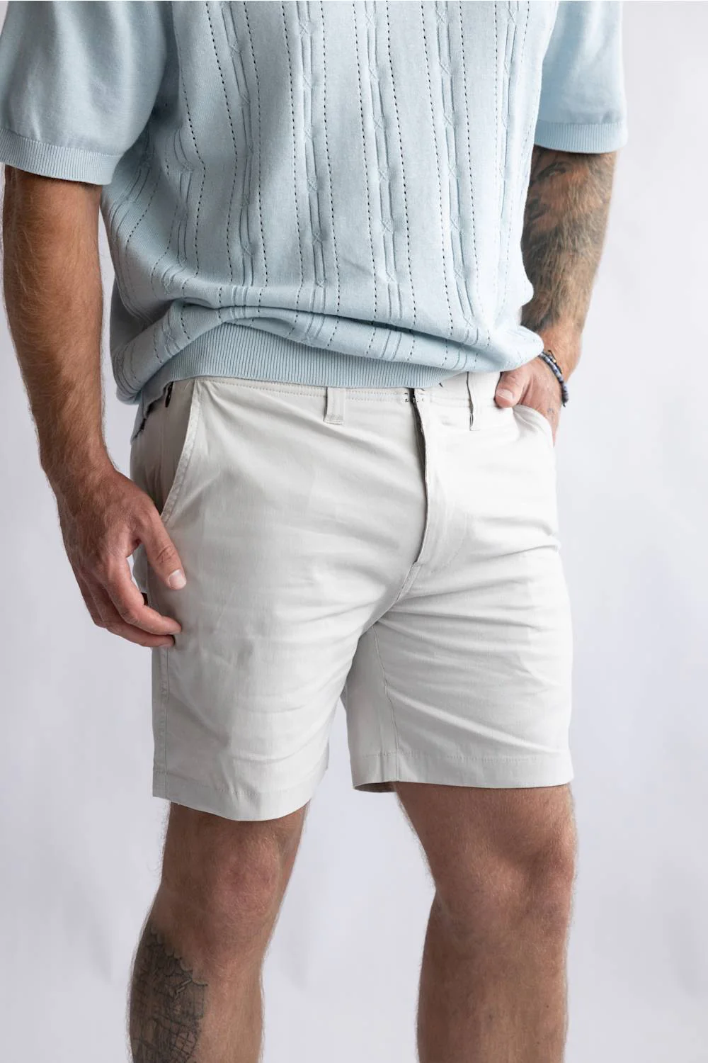 1897 Original Stretch Cotton Shorts for Men in Quiet Gray | GS36808-QUIETGRAY - Image 2