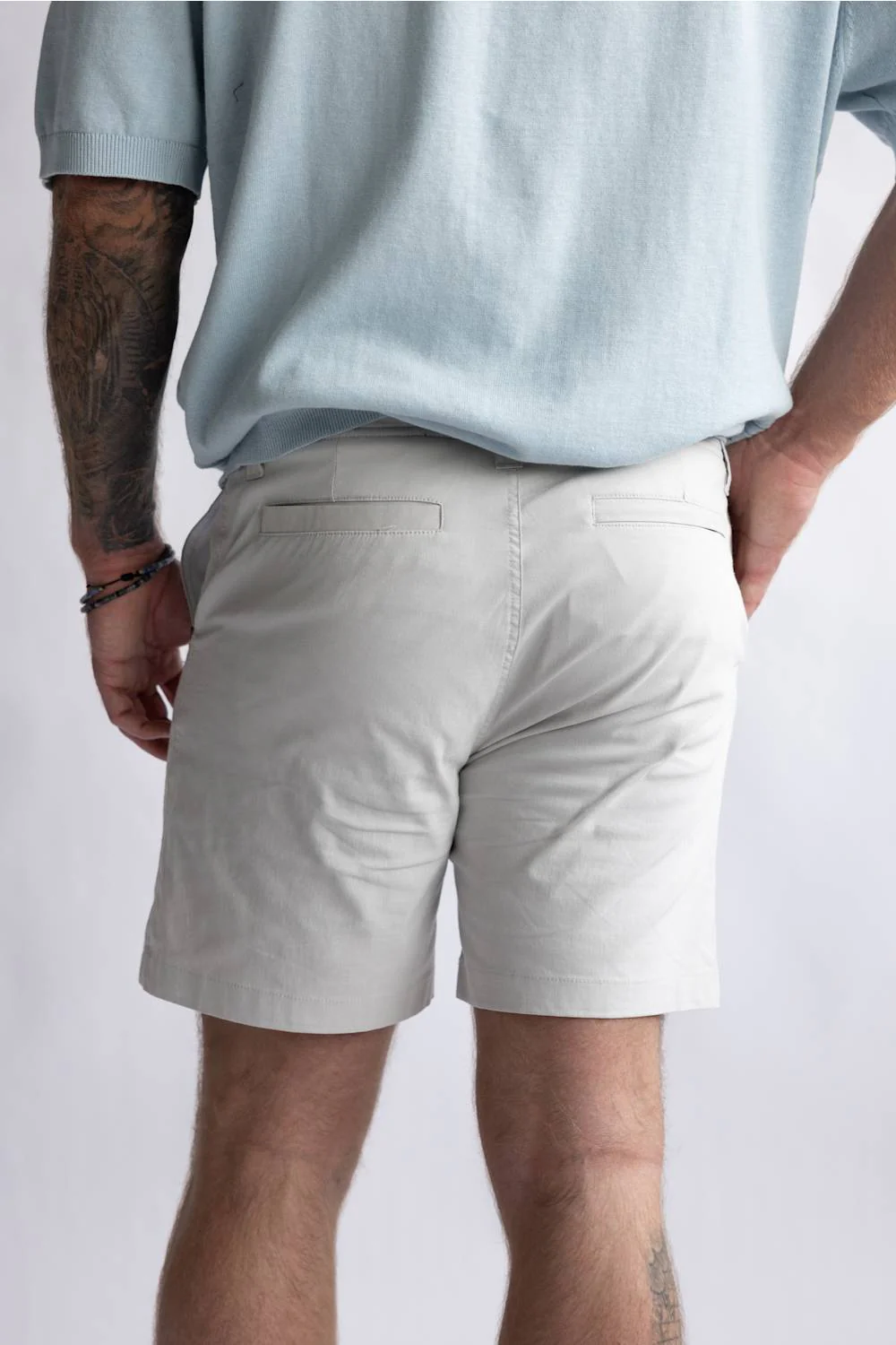 1897 Original Stretch Cotton Shorts for Men in Quiet Gray | GS36808-QUIETGRAY - Image 3