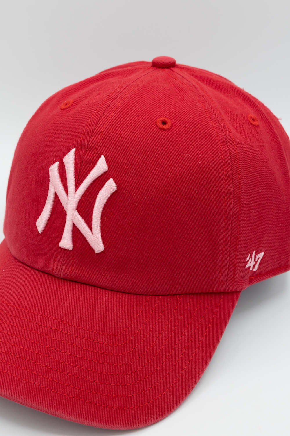 47 New York Yankees Clean Up Hat in Red and Pink | B-NLRGW17GWS-RDC - Image 5