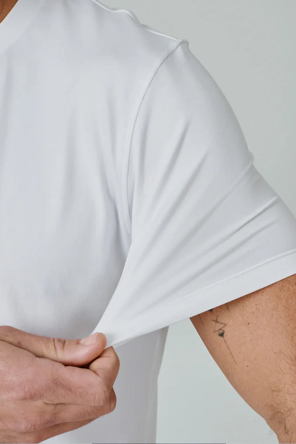7Diamonds Core Crew T-Shirt for Men in White | CSMT-4207-WHITE - Image 4