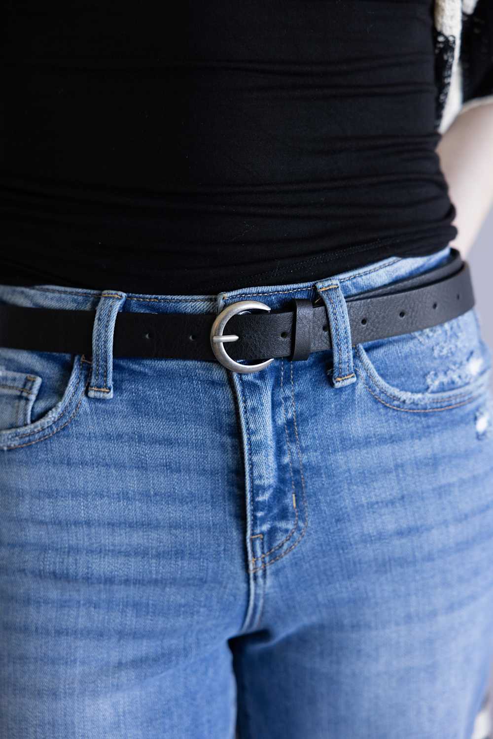 Basic Buckle Belt for Women - Image 2
