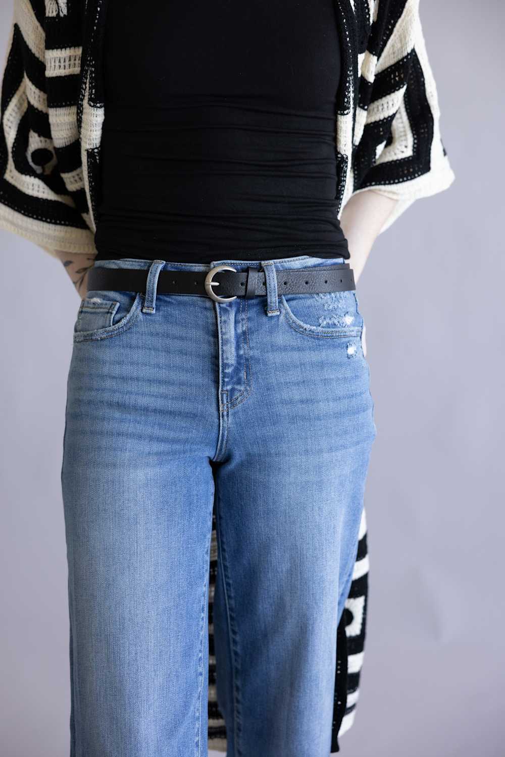 Basic Buckle Belt for Women in Black | IW24118ASL-BLACK - Image 3