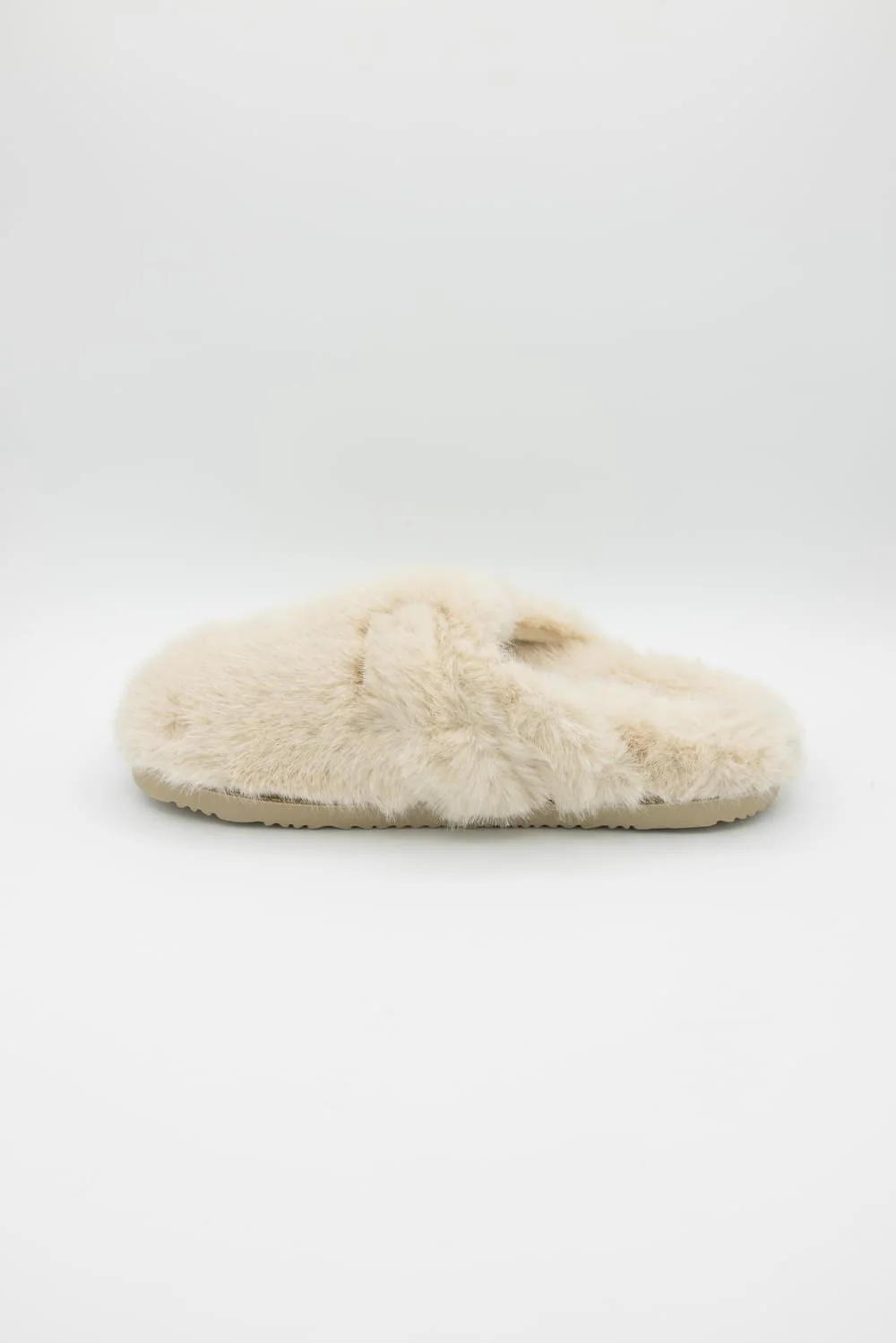 Beach by Matisse Portland Fuzzy Slippers for Women in Natural | PORTLAND FUZZY-NATURAL - Image 5