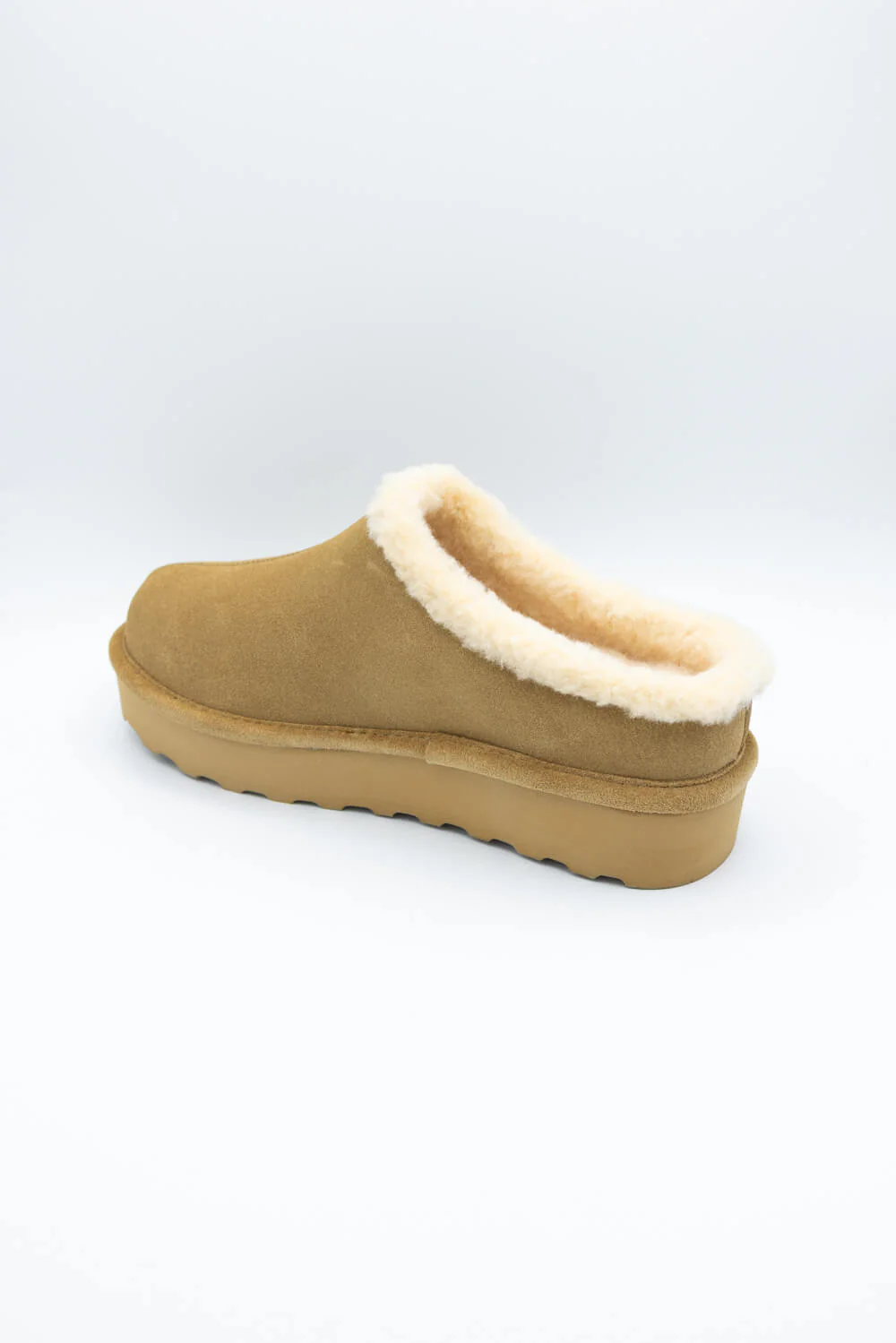 Bearpaw Izzy Platform Lo Slipper Clogs for Women in Iced Coffee | 3323W-243 ICED COFFEE - Image 4