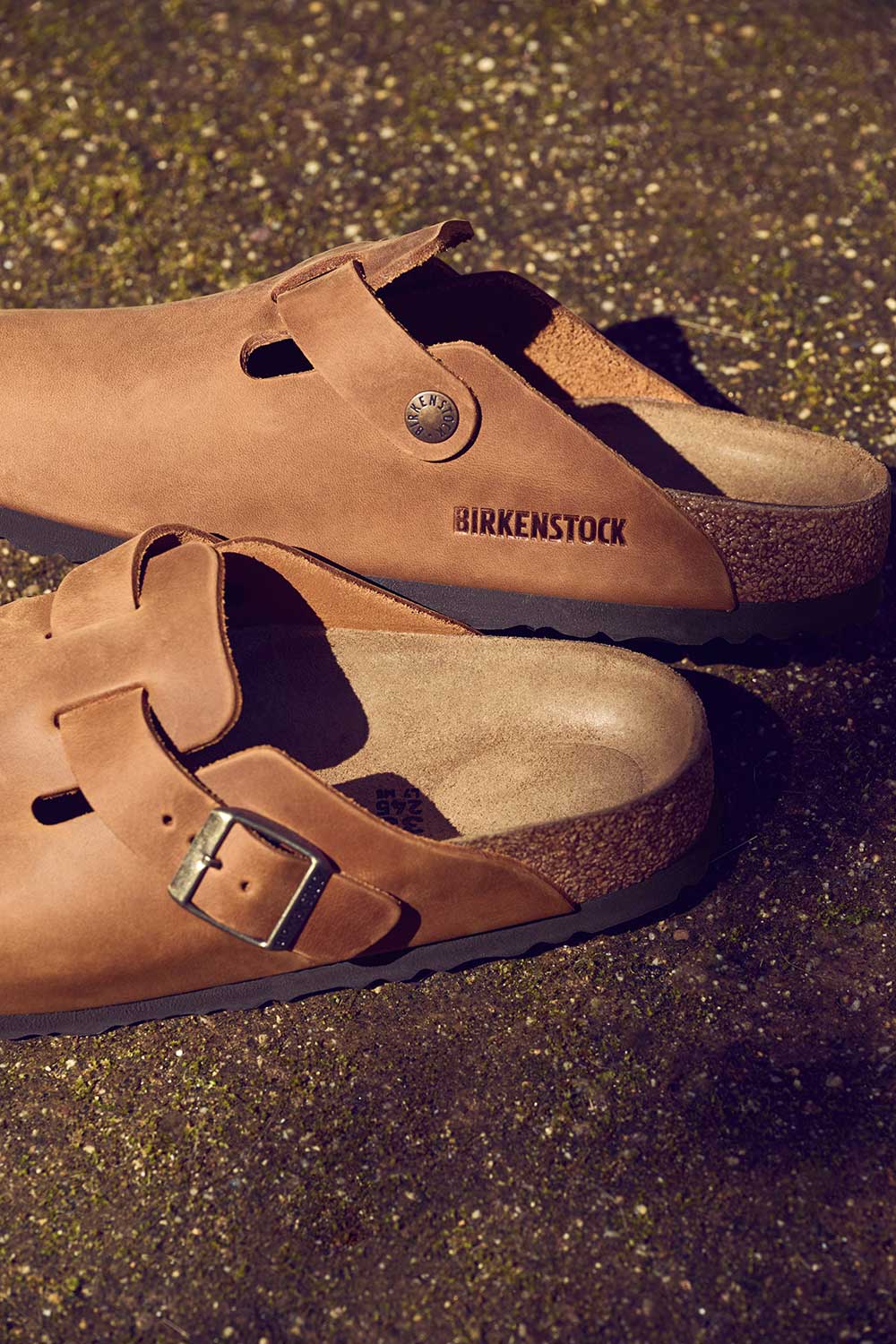 Birkenstock Boston Oiled Leather Clogs for Men in Cognac | 1028179 - Image 2
