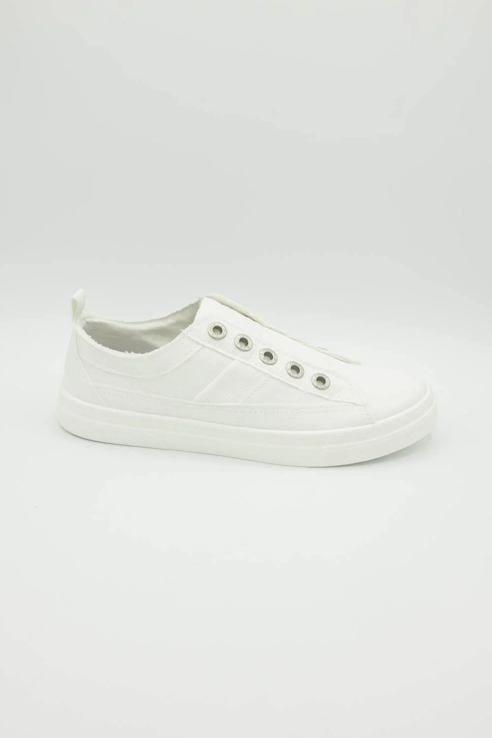 Blowfish Malibu Hangout Slip On Sneakers for Women in White | J8827F3-WHITE - Image 4