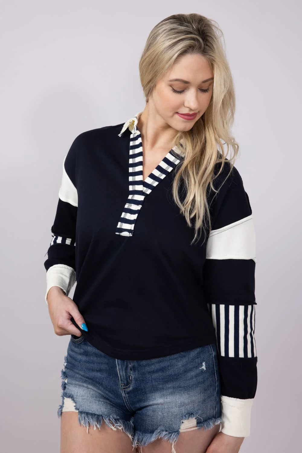 Blu Pepper Color Block Knit Top for Women in Navy | B5ST1032-NAVY - Image 4