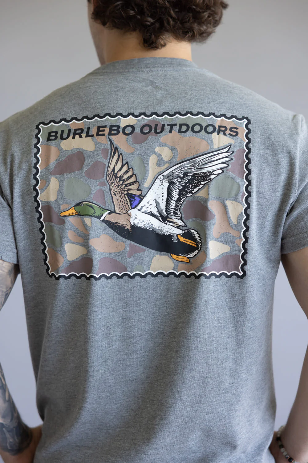 Burlebo Mallard Duck Stamp T-Shirt for Men in Heather Black | SST-MDKS-DHG-MALLARD DUCK STAMP - DARK H - Image 4