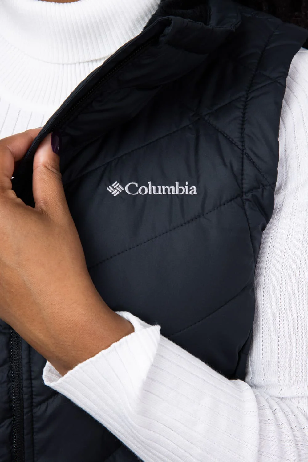 Columbia Heavenly II Long Vest for Women in Black | 2089191-010 - Image 3