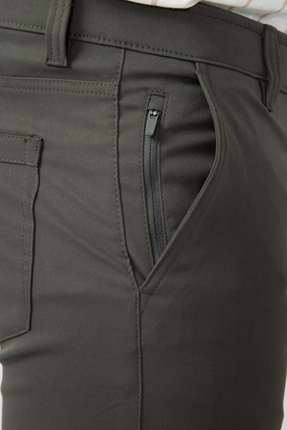 Copper & Oak Clay 5 Pocket Pants for Men in Military Green | K5S833-364-MILGRN - Image 3