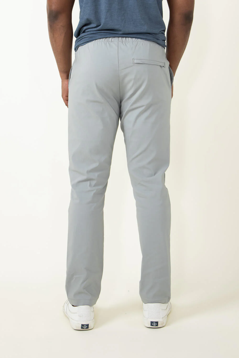 Copper & Oak Elastic File Tech Jogger Pants for Men in Light Grey | K4S4164-GRIFFINLTGREY - Image 5