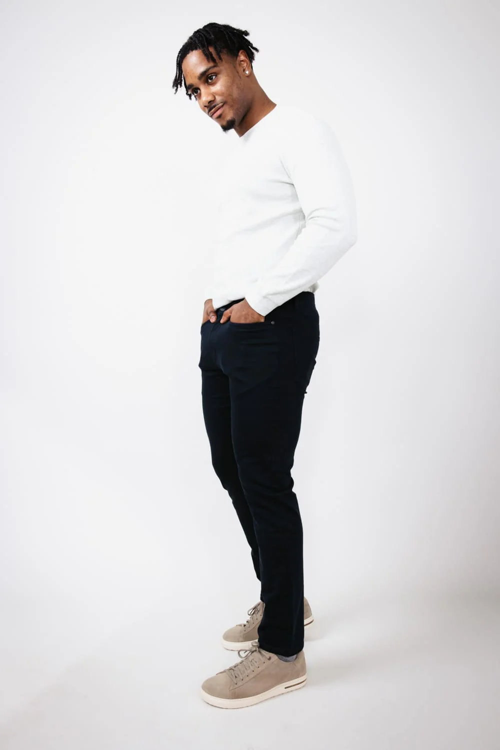 Copper & Oak Fenwick Pants for Men in Black | K4S335-BLK - Image 2