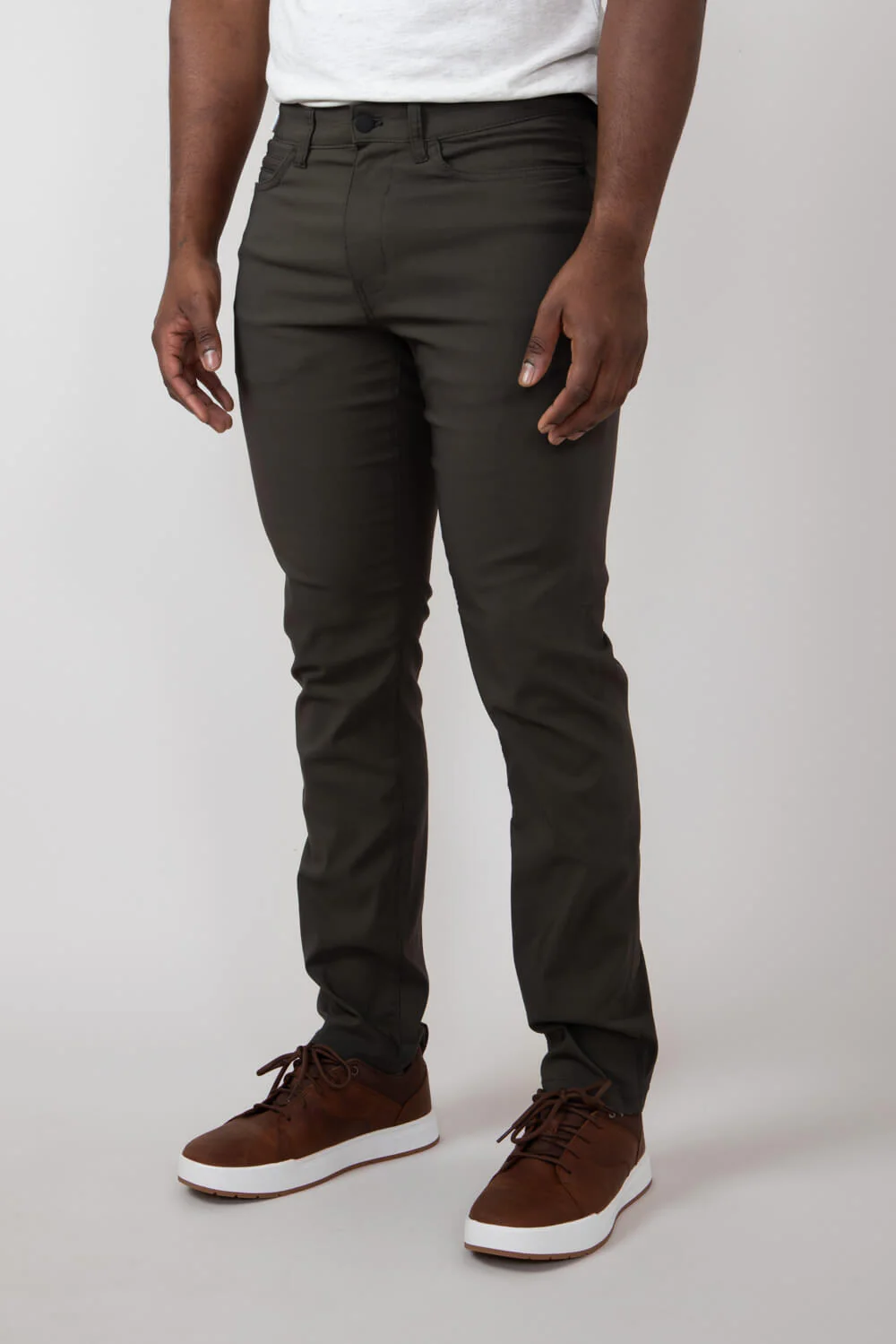 Copper & Oak Momentum Pants for Men in Olive | K2F901-309-OLIVE - Image 4