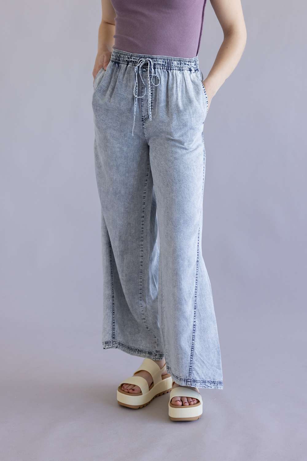 Denim Drawstring Wide Leg Pants for Women in Light Wash | VP70347A-LTWASH - Image 4