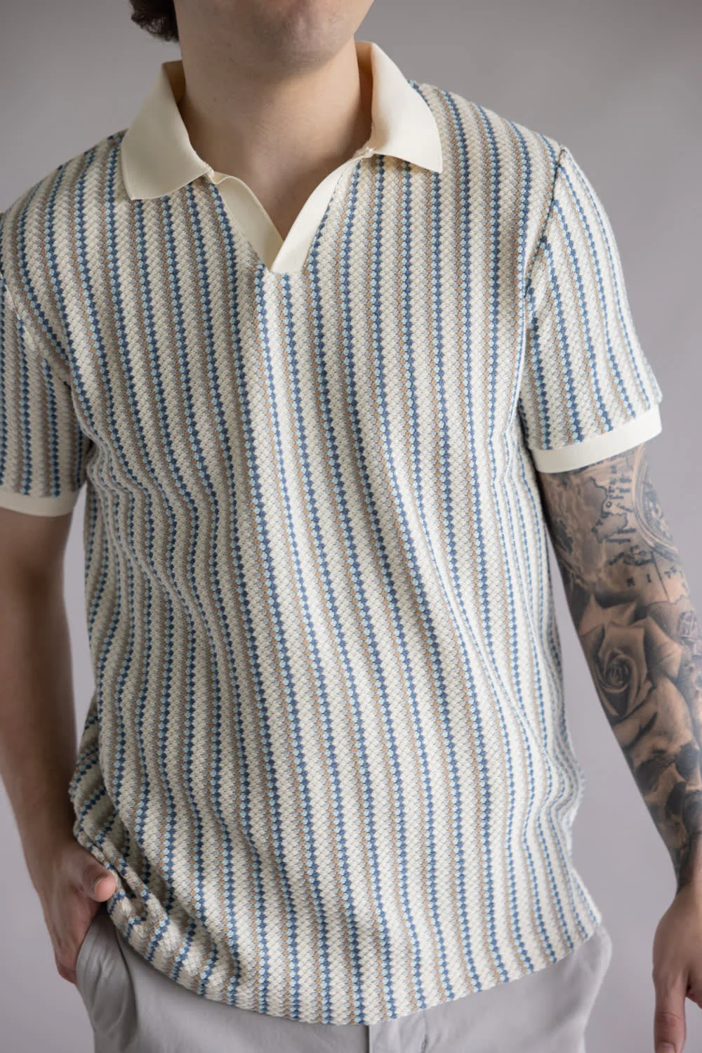 Denim & Flower Striped Crotchet Knit Sweater Polo for Men in Blue | CKPS-B736 BLUE KHAKI - Image 3