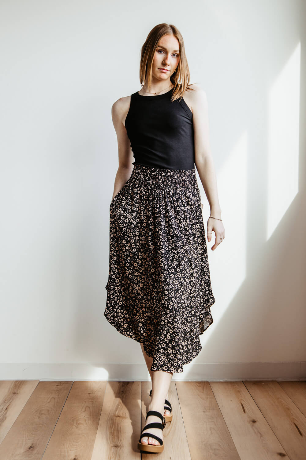 Ditsy Floral Hi-Low Midi Skirt for Women in Black | NS16762J6-BLACK - Image 2