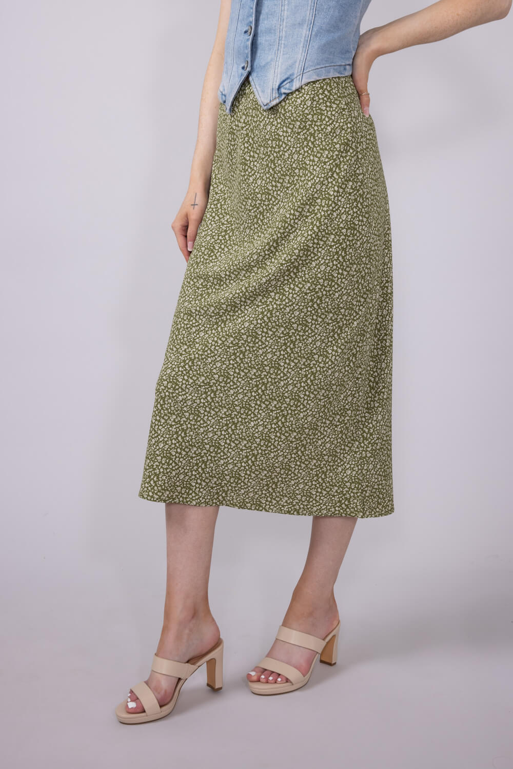Ditsy Pattern Midi Skirt for Women - Image 5