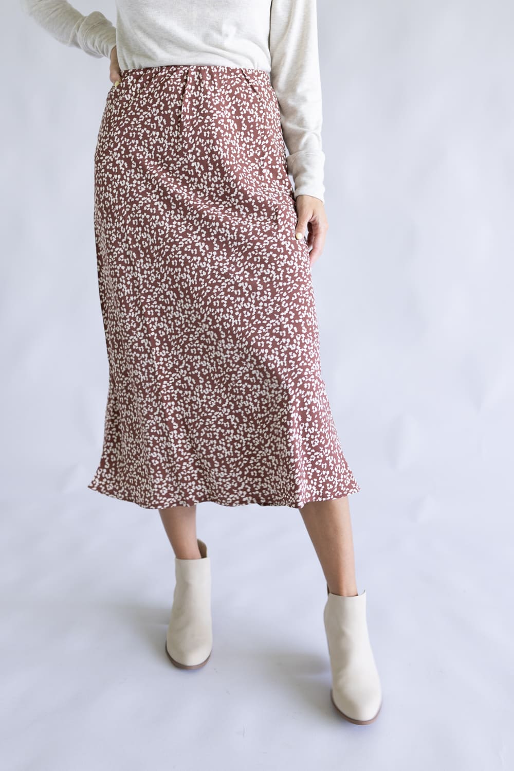 Ditsy Pattern Midi Skirt for Women - Image 7