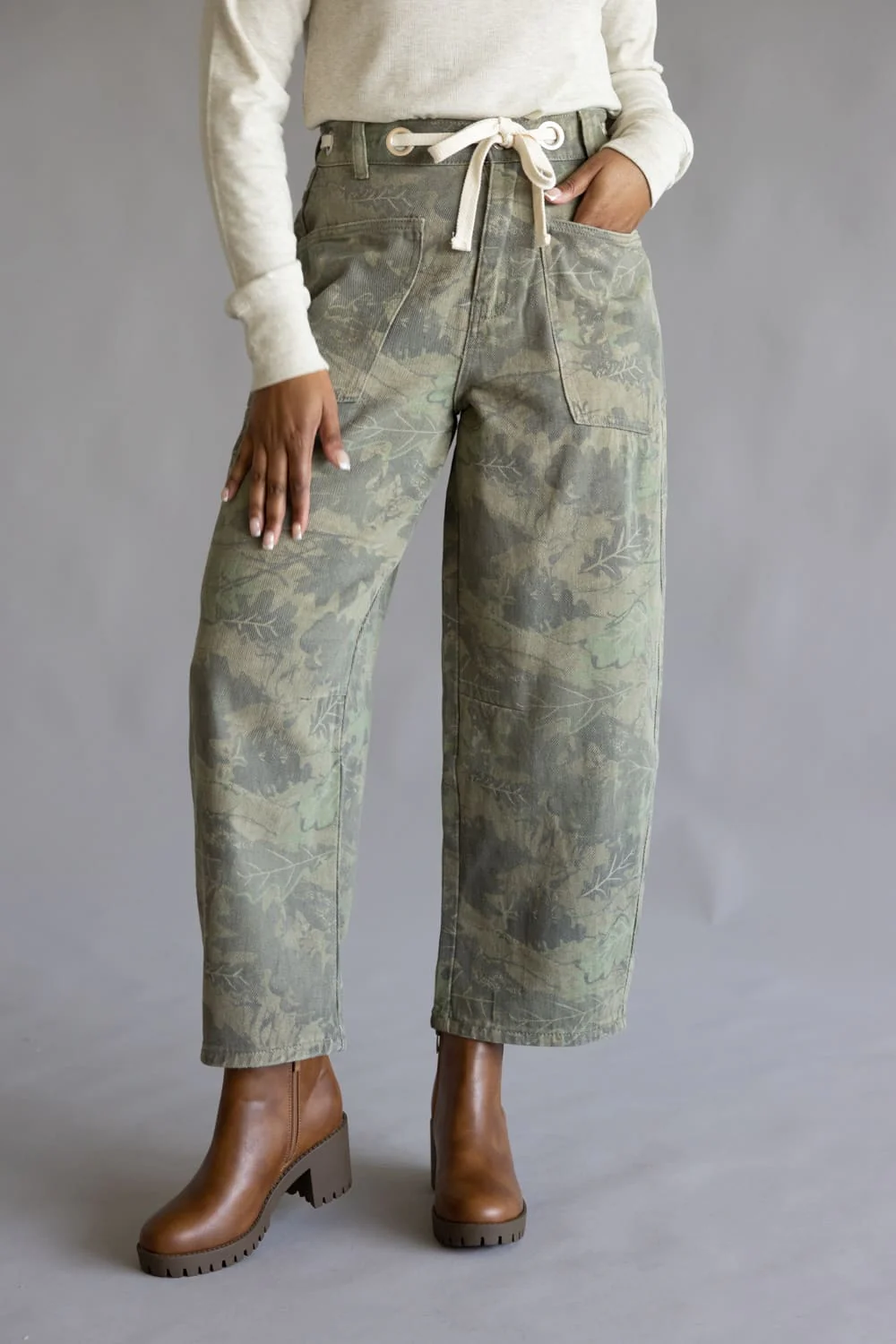 Drawstring Camo Leaf Barrel Jeans for Women in Green | VJP90048-BRANCHLEAFMIX - Image 5