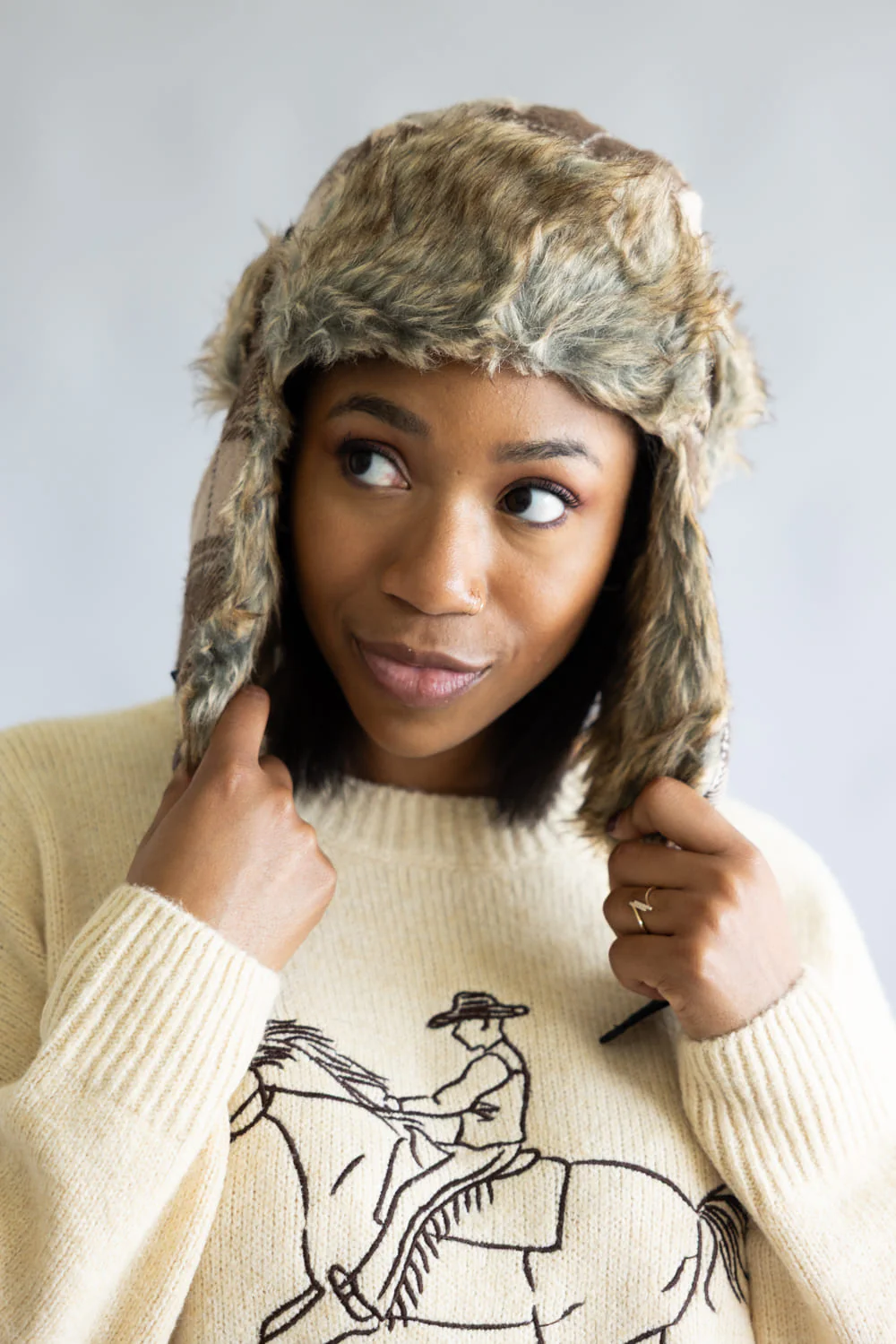 Faux Fur Trapper Hat for Women - Image 3