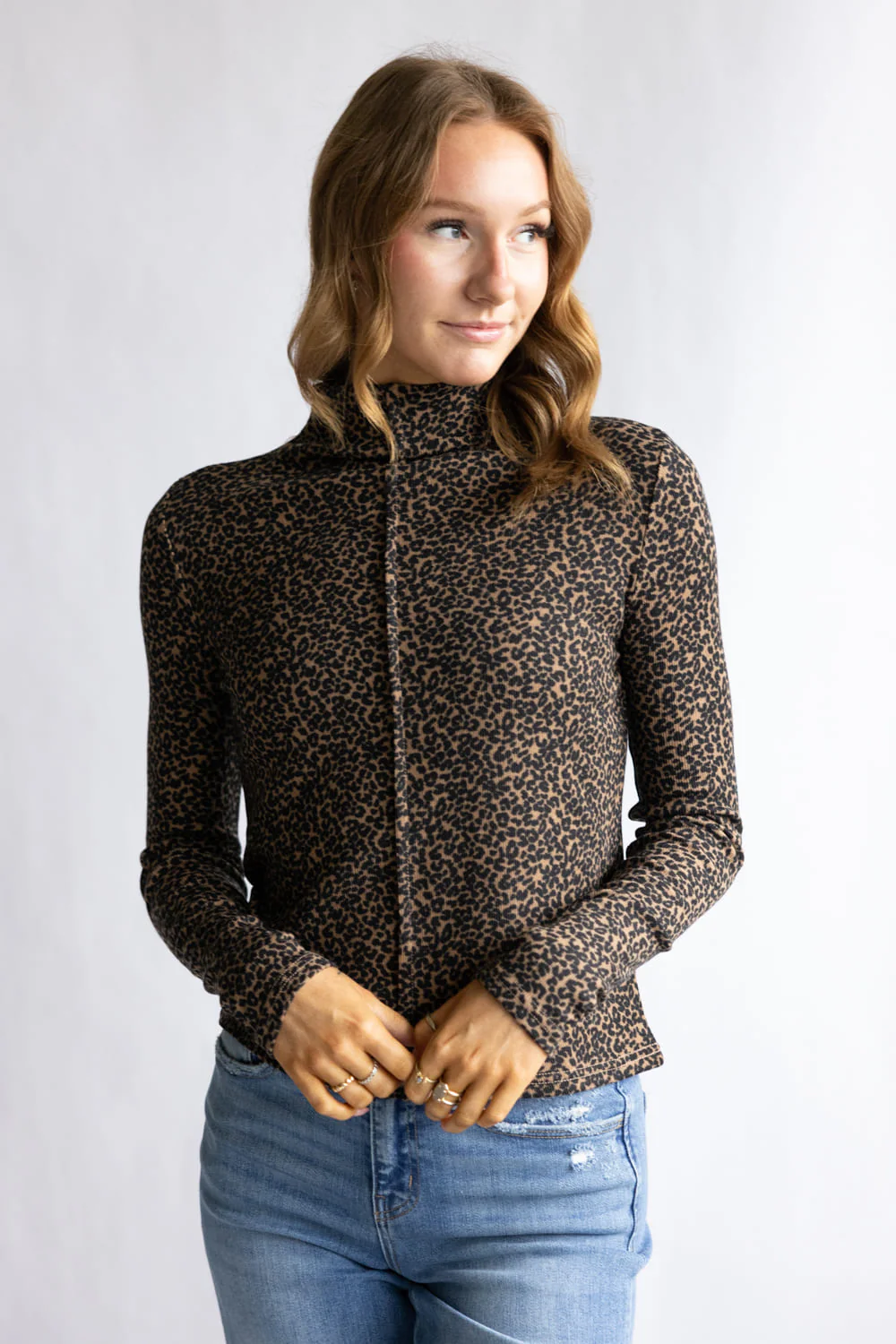 Fitted Knit Top for Women in Leopard | NT12300-MOCHALEOPARD - Image 4
