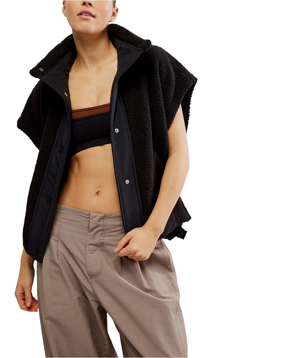 FP Movement Scout It Out Fleece Vest for Women in Black | OB1451995/OB2310559-BLACK - Image 2