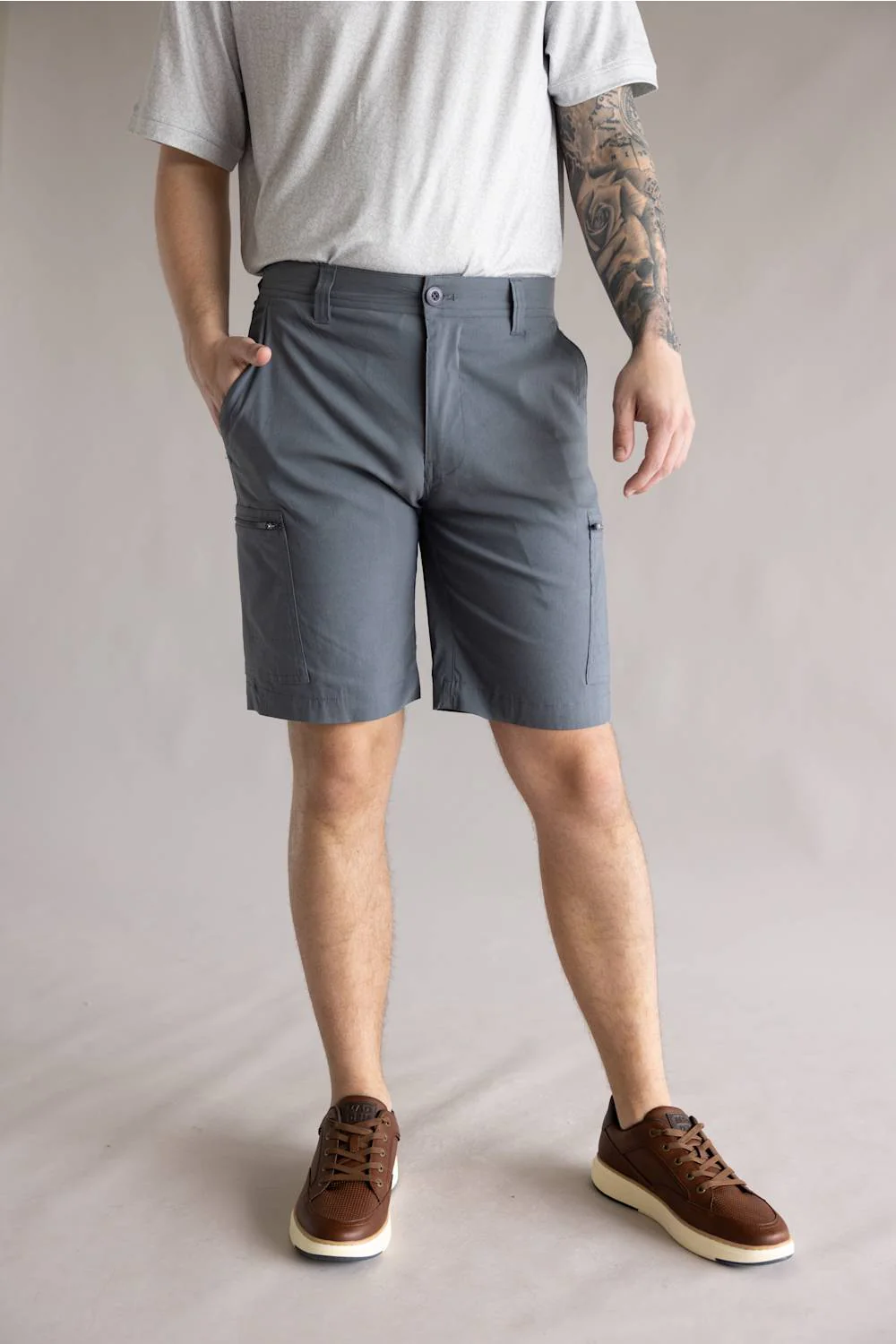 Hallstatt 10 Cargo Shorts for Men in Dark Gray | S028-TURBULENCE - Image 2