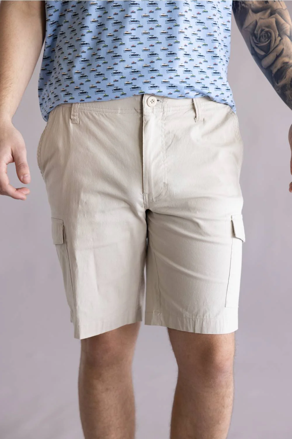 Hallstatt 10 Cargo Shorts for Men in Pelican | S194F-PELICAN - Image 4