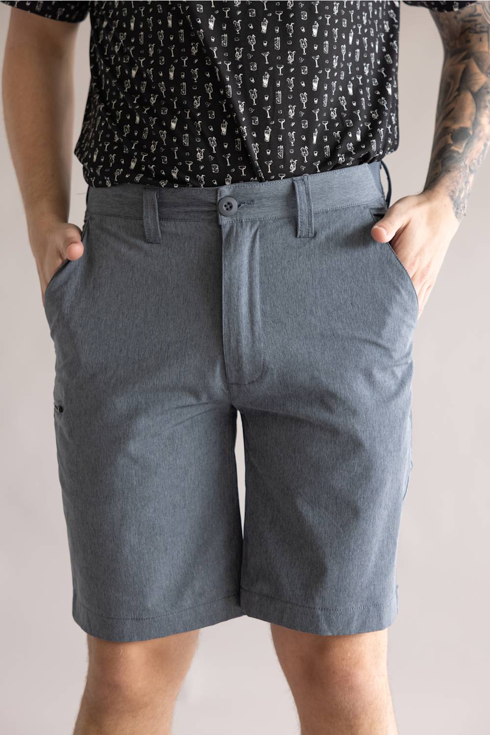 Hallstatt 10 Cationic Stretch Cargo Shorts for Men in Dark Grey | H195S-TURBULENCE - Image 4