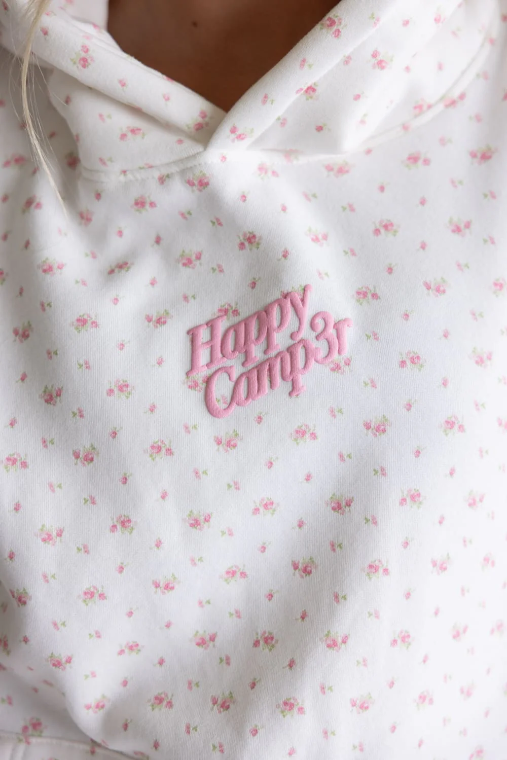 Happy Camp3r Garden Confetti Puff Series Hoodie for Women in White | W300P25-6-FROSTWHITE - Image 5