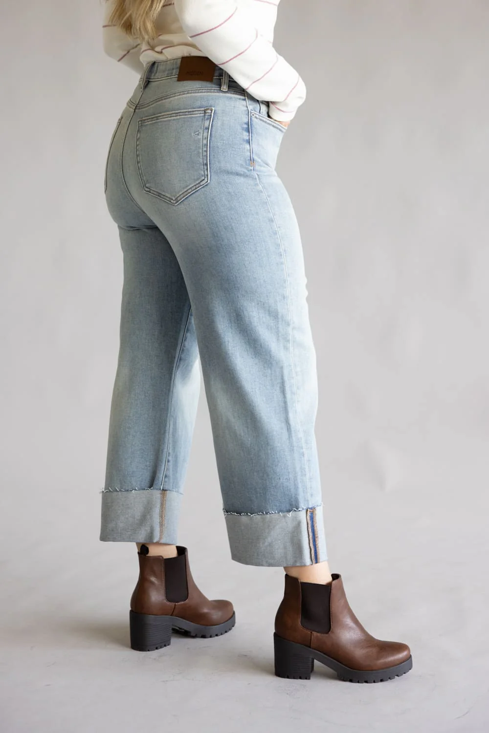 Hidden High Rise Ella Crop Straight Leg Cuffed Jeans for Women | HD1725WSC-VT - Image 3