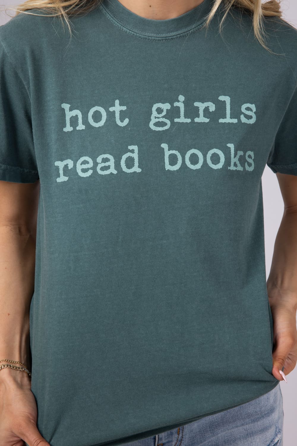 Hot Girls Read Books T-Shirt for Women in Green | TEE-HOTGIRLS-FOREST - Image 3