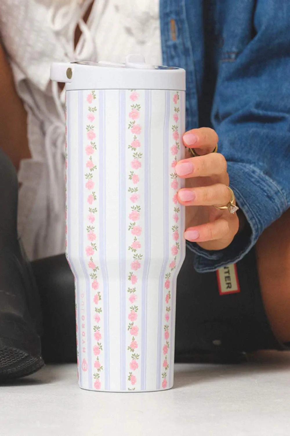 HydroJug Sport 40 oz Tumbler in Primrose Pink | 40OZ PRIMROSE-PINKSTRIPE - Image 2