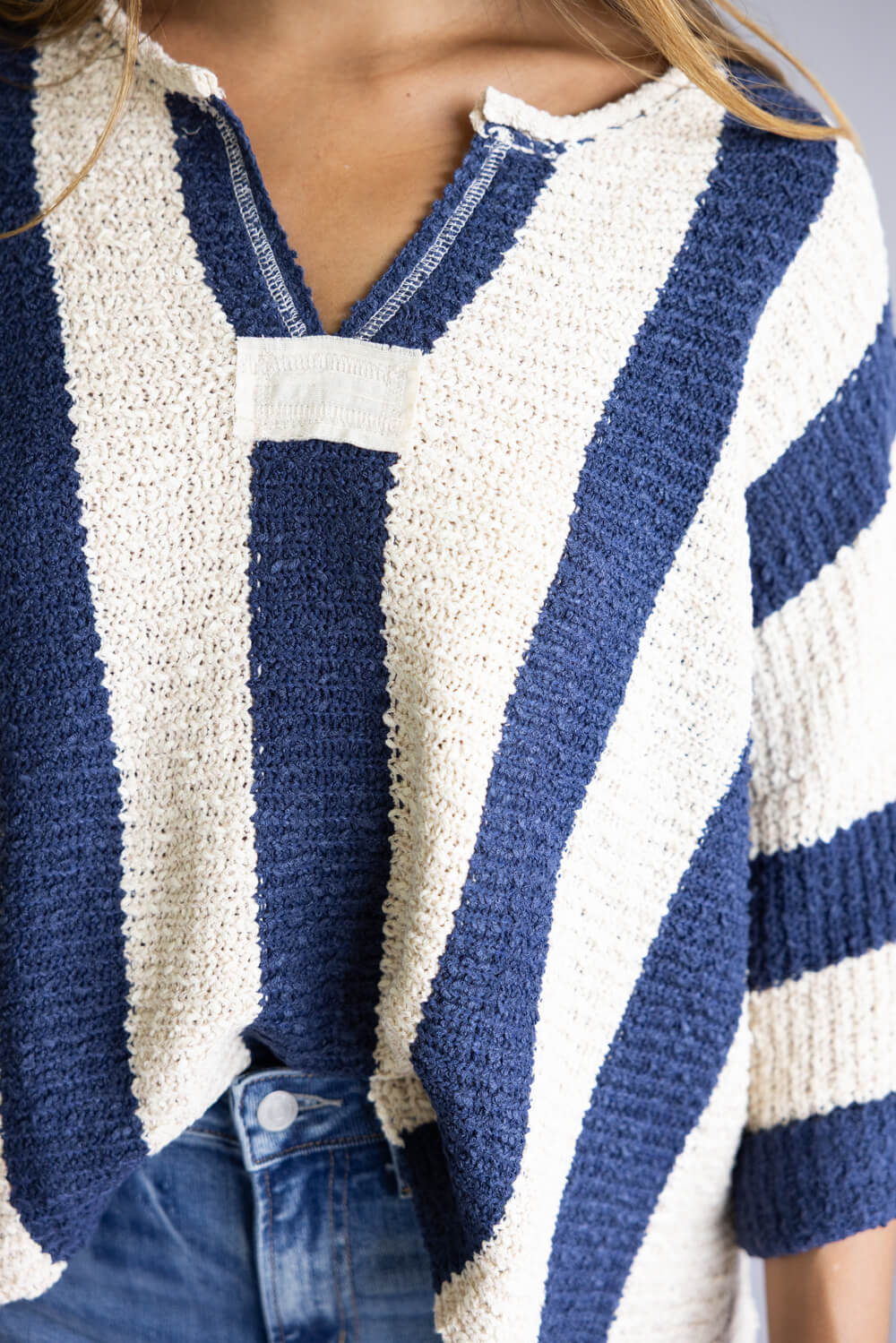 Illa Illa Vertical Stripe Quarter Sleeve Top for Women in Navy | IM8711-NAVY - Image 4