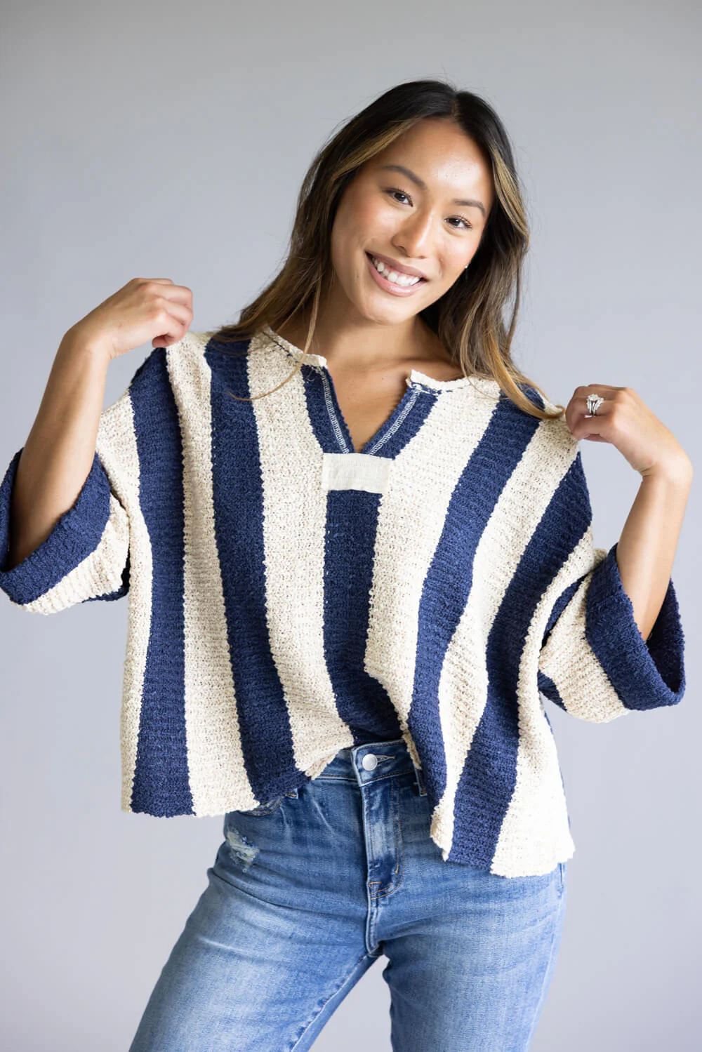 Illa Illa Vertical Stripe Quarter Sleeve Top for Women in Navy | IM8711-NAVY - Image 5
