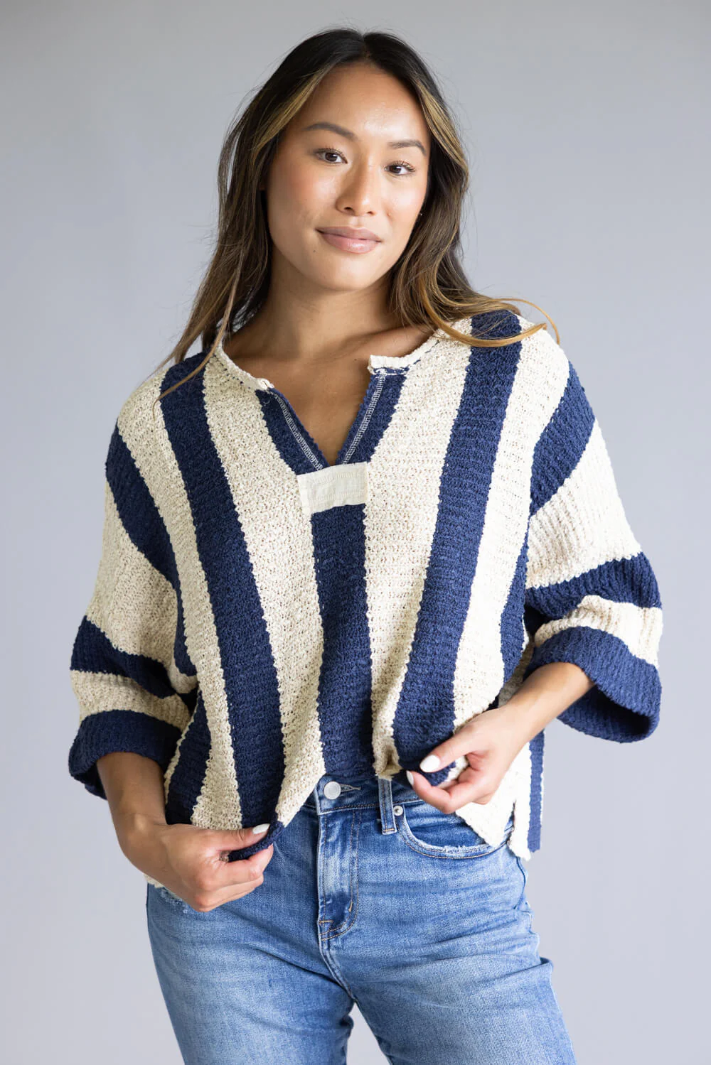 Illa Illa Vertical Stripe Quarter Sleeve Top for Women in Navy | IM8711-NAVY - Image 6