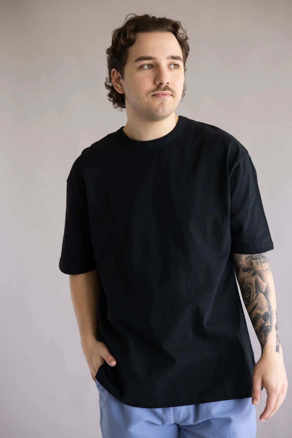 Industrie Del Sur T-Shirt for Men in Black | MTE31698-BLACK - Image 2