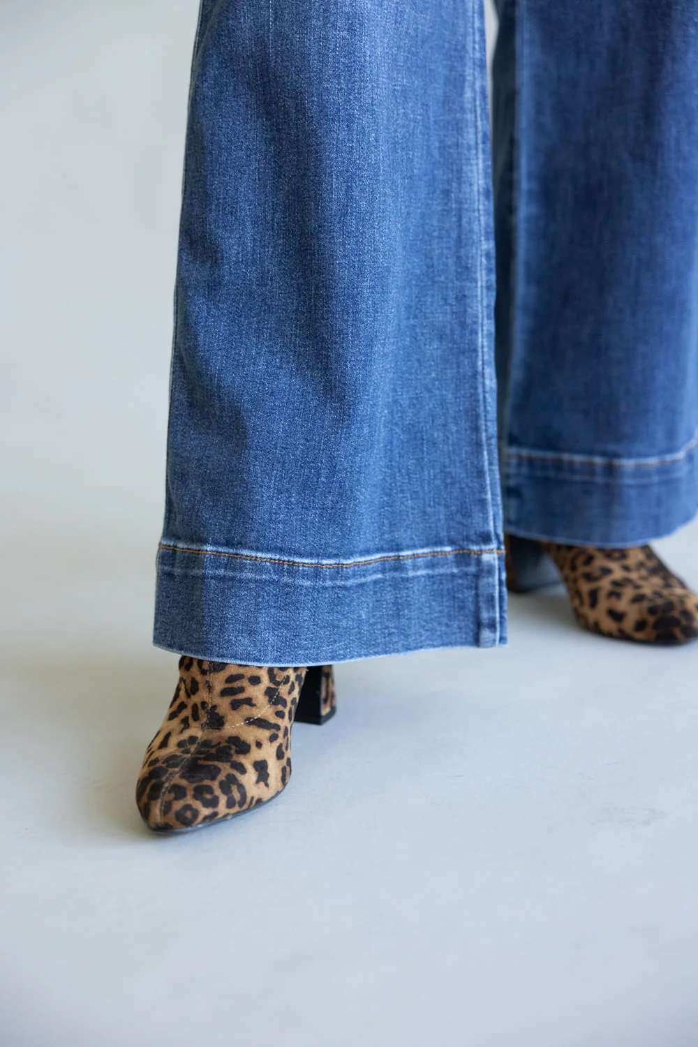Judy Blue Mid-Rise Retro Wide Leg Jeans for Women | 82674REG - Image 6