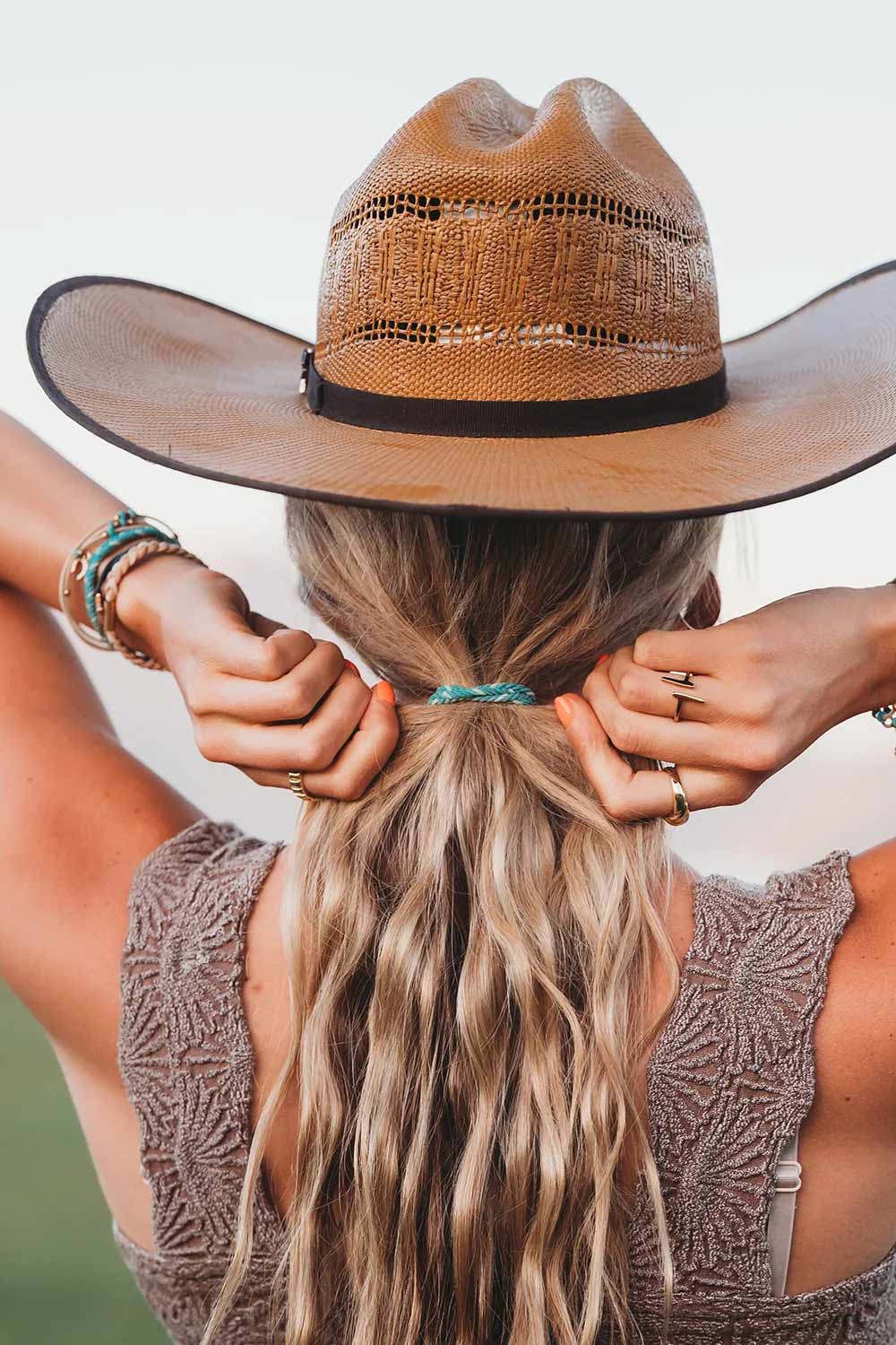 K’lani Stride Medium Hair Tie Bracelets in Brown | KL-306937-M - Image 7