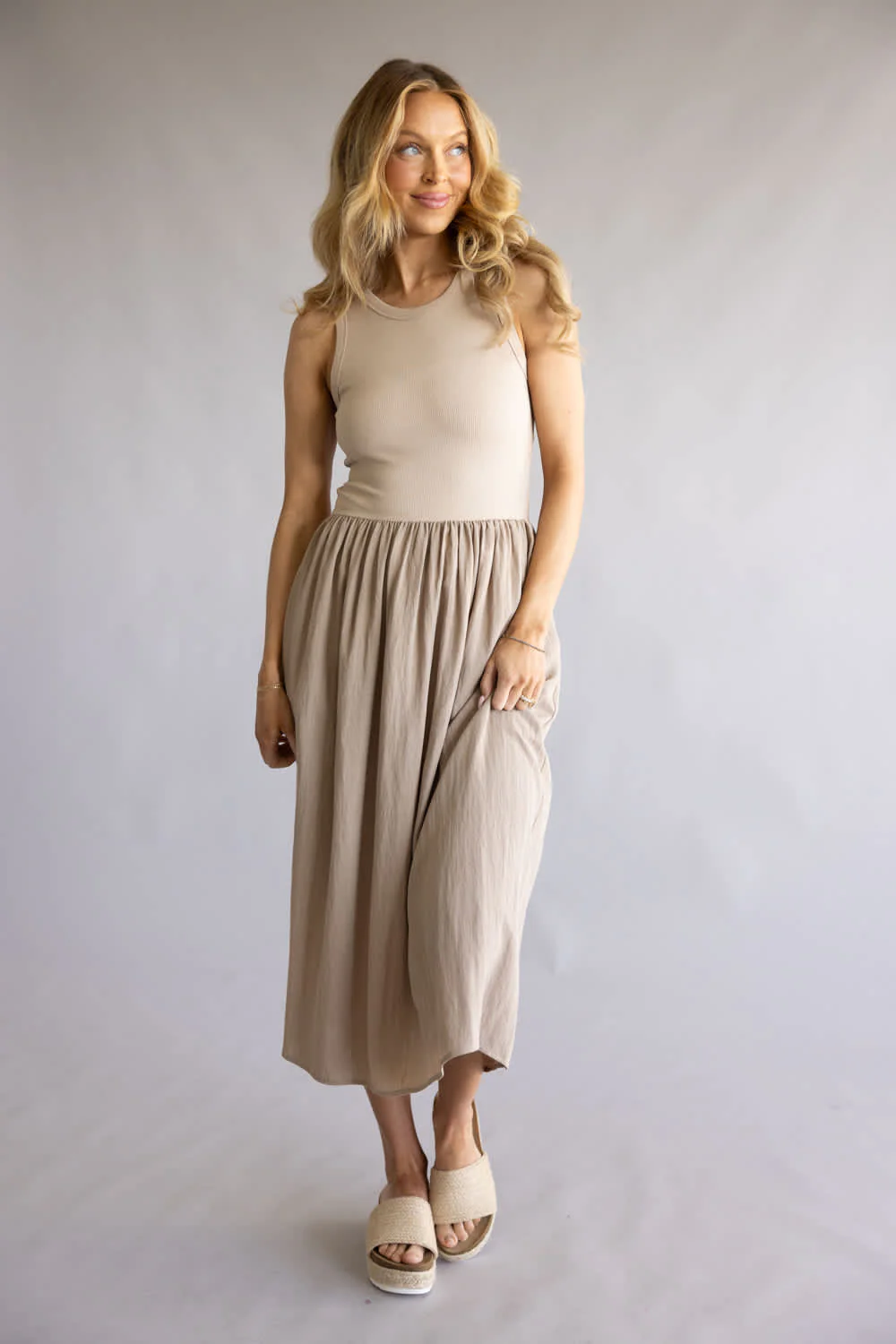 Knit Contrast Midi Dress for Women in Taupe | VND40936A-TAUPE - Image 3