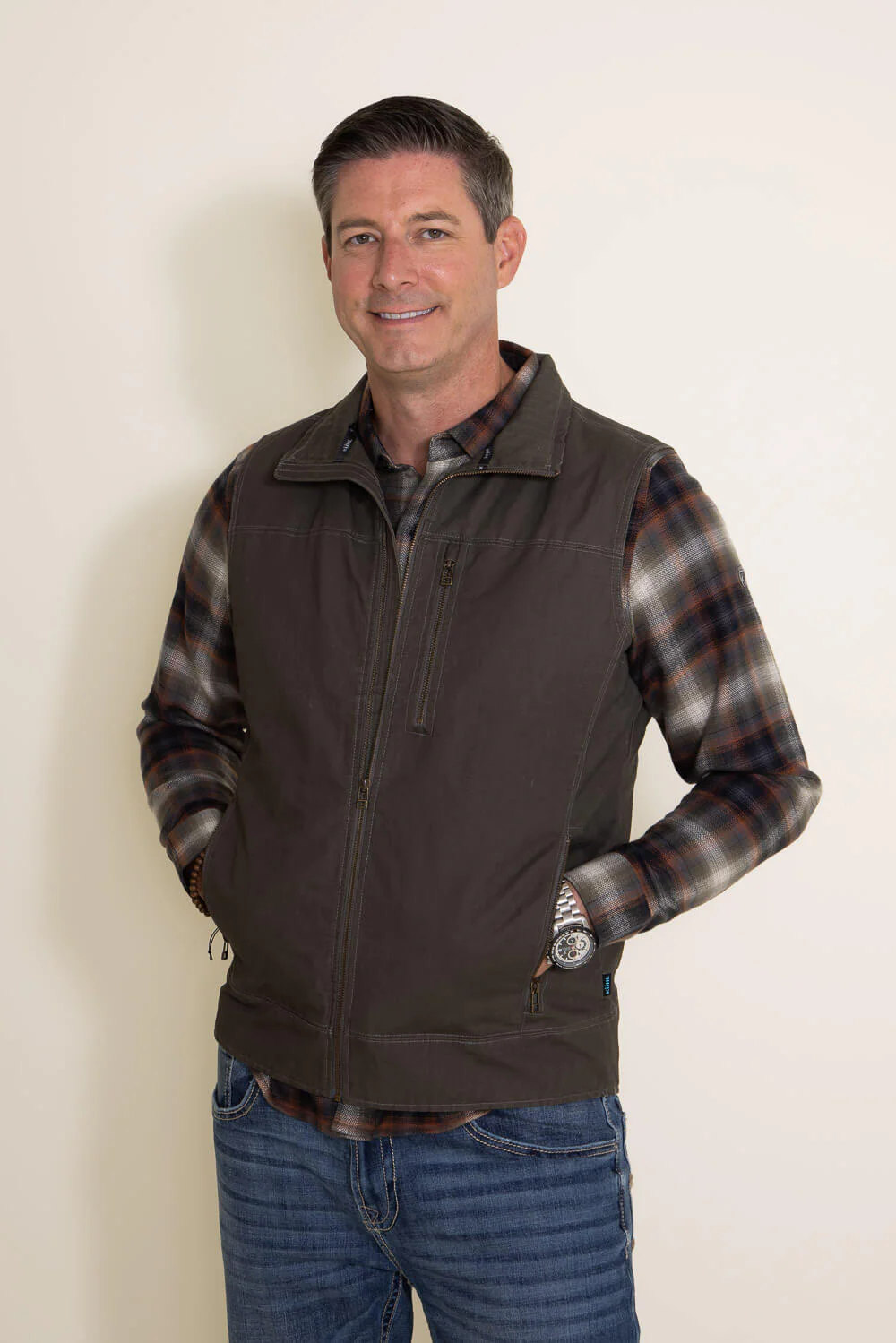 Kuhl Burr Vest for Men in Gun Metal Green | 1042-GUN - Image 3