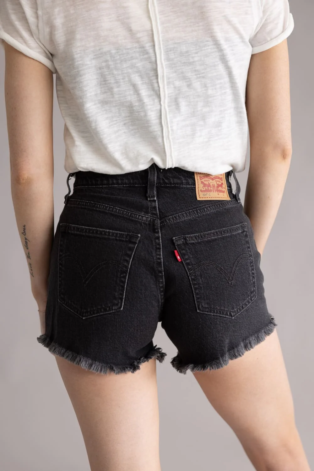Levi’s 501 Curve Denim Shorts for Women in Black | 005DP-0014 - Image 3