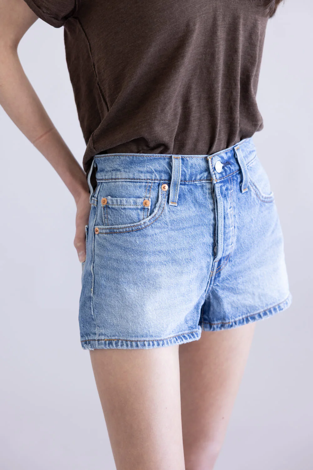 Levi’s 501 Original No Referee Denim Shorts for Women | 56327-0475 - Image 4