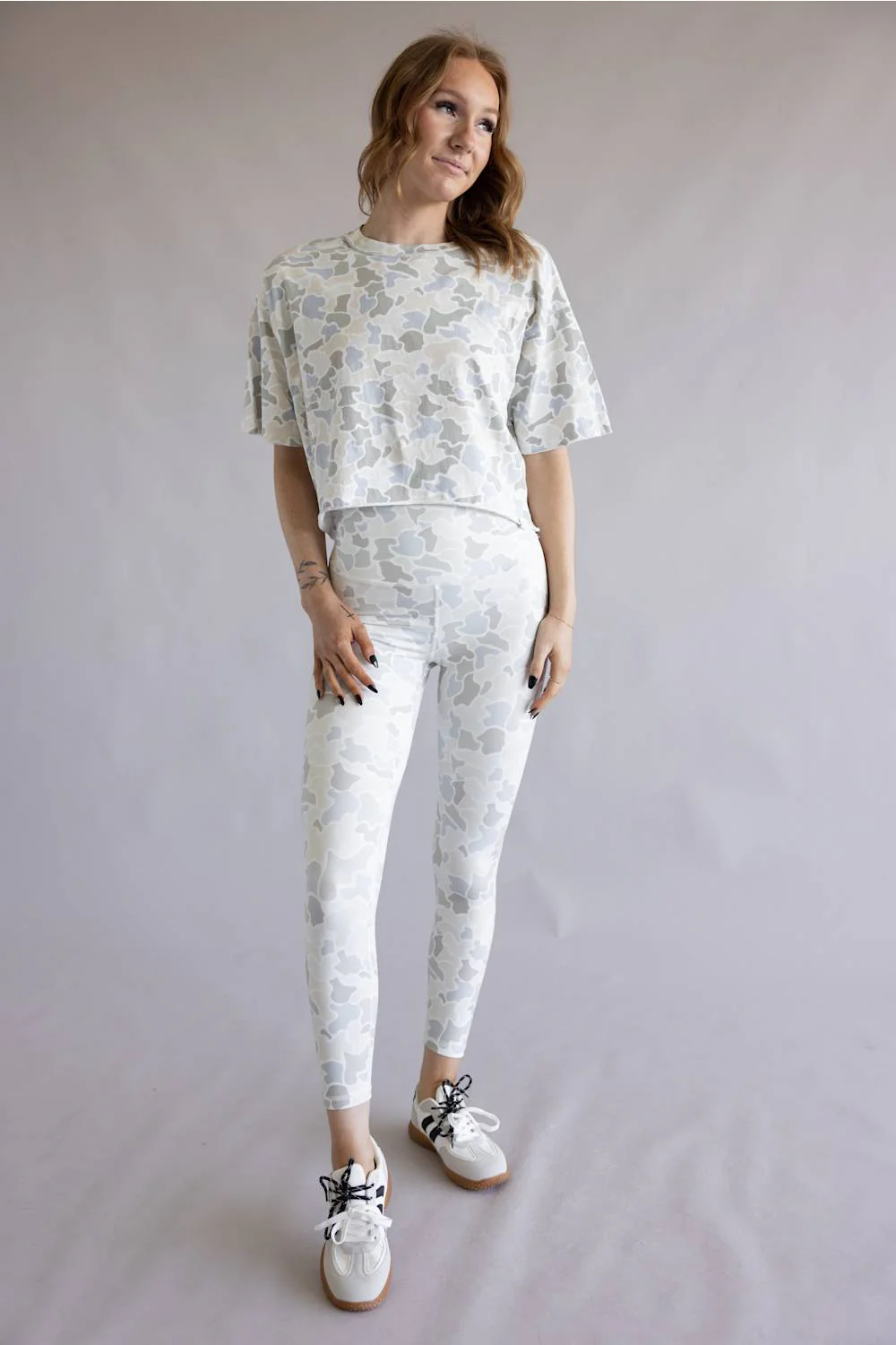 Local Girl Seamed Leggings for Women in Saltwater Camo | L5160002-FCW - Image 2