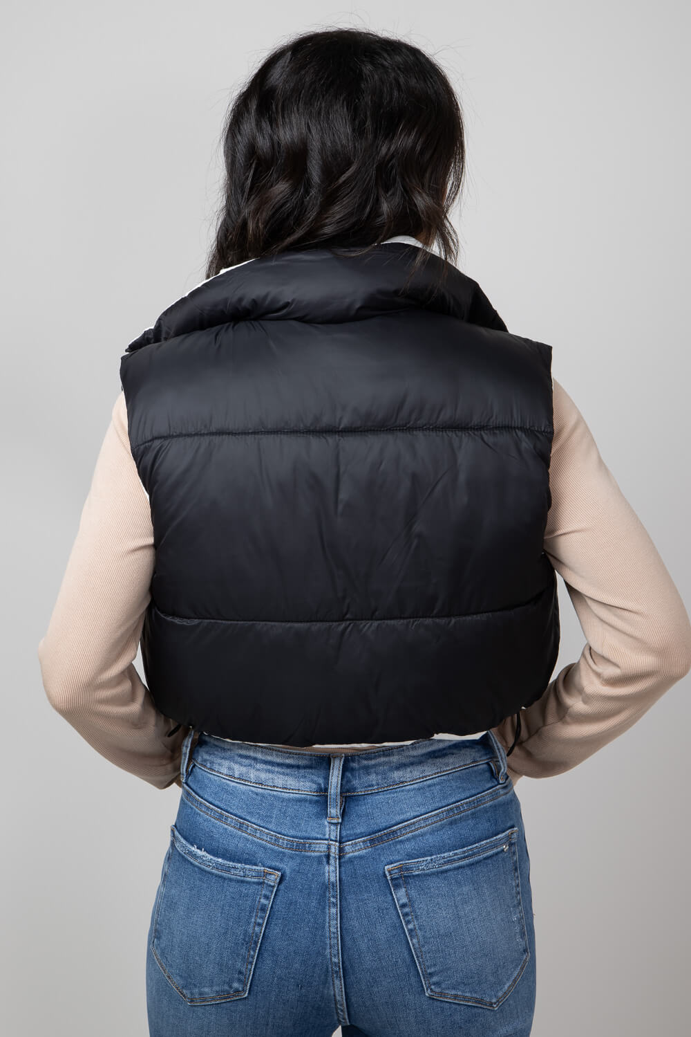 Love Tree Cropped Reversible Puffer Vest for Women in Black/White | 5089VH-BLACKOFFWHITE - Image 3